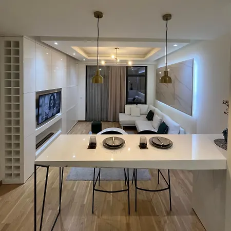 Waterfront Lux Vista -free Parking Apartman Belgrád